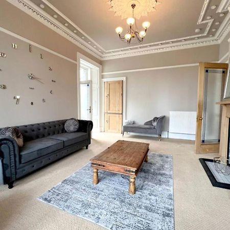 Carlibar Villa Barrhead Экстерьер фото