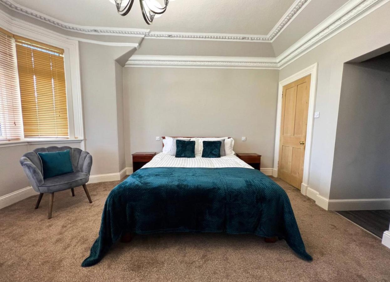 Carlibar Villa Barrhead Экстерьер фото