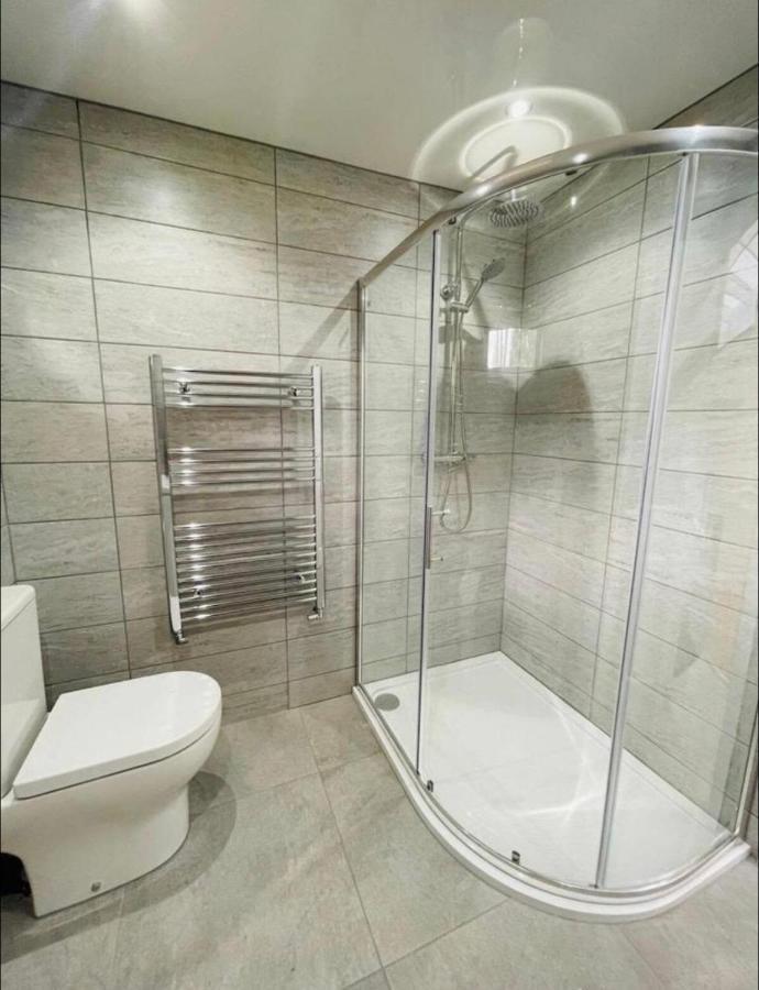 Carlibar Villa Barrhead Экстерьер фото