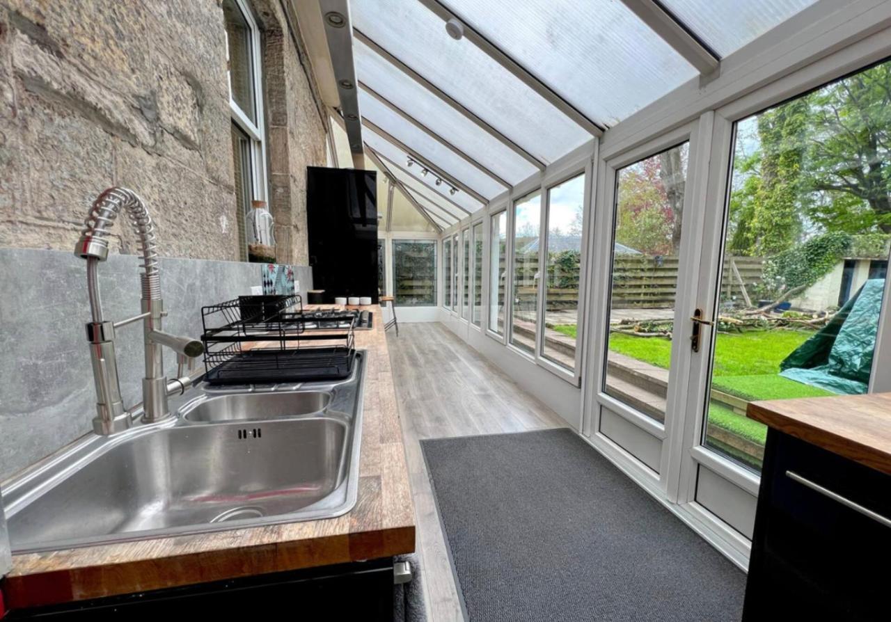 Carlibar Villa Barrhead Экстерьер фото