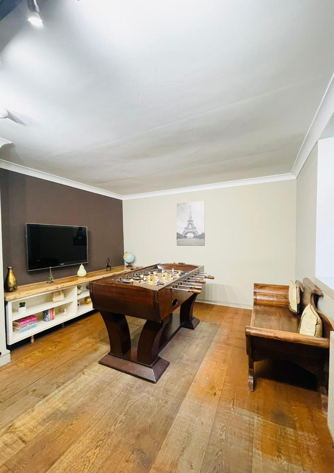 Carlibar Villa Barrhead Экстерьер фото